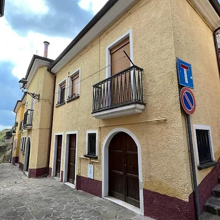 Terra Del Sasso *