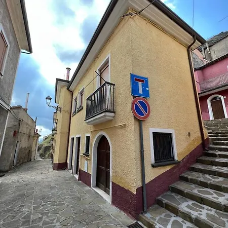 Holiday home Terra Del Sasso Sasso di Castalda